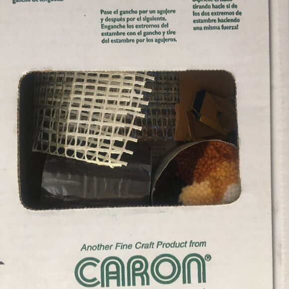 Latching Hook Kit Caron Wonderart Puppy Love 4670 Labrador Retriever Dog 12" x12 - Picture 5 of 11